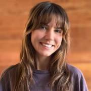 Elizabeth's picture - NYC artist with Masters Degree in Fine Art tutor in Davenport IA